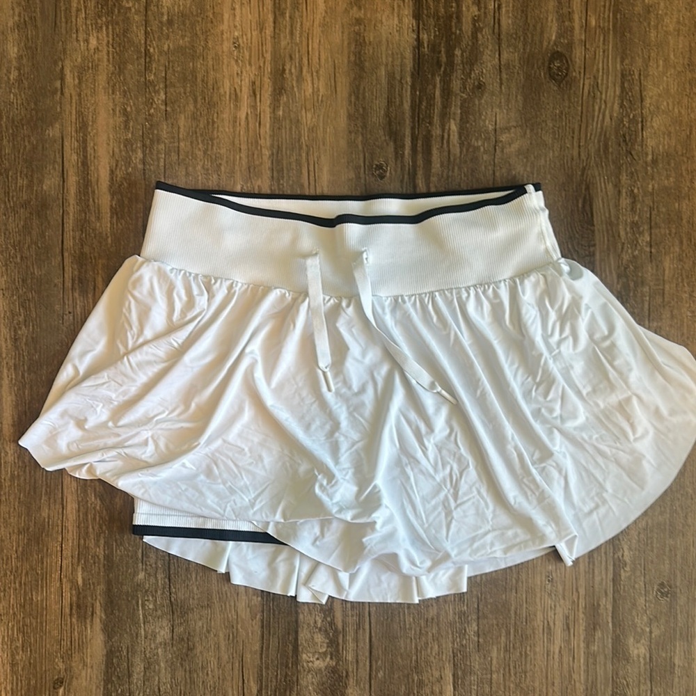 White Women's tennis skort